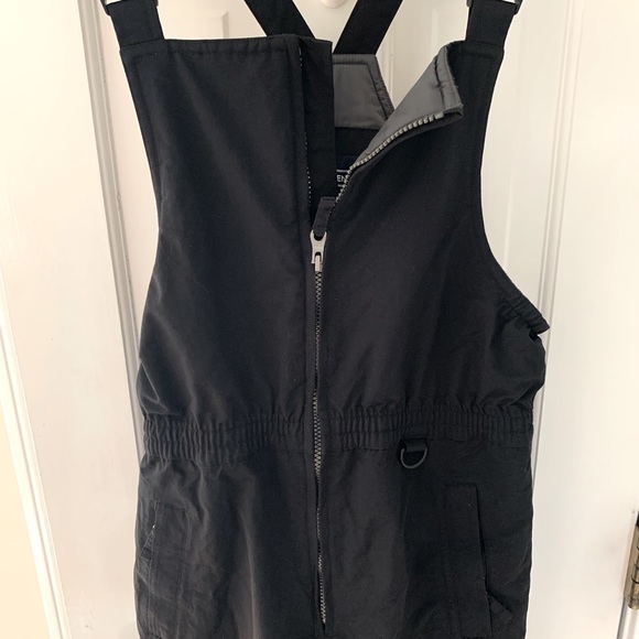 Lands End Kids bib front ski pants.